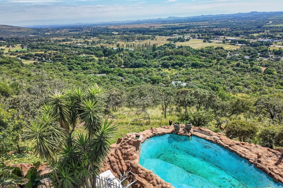 7 Bedroom Property for Sale in Waterkloof A H North West